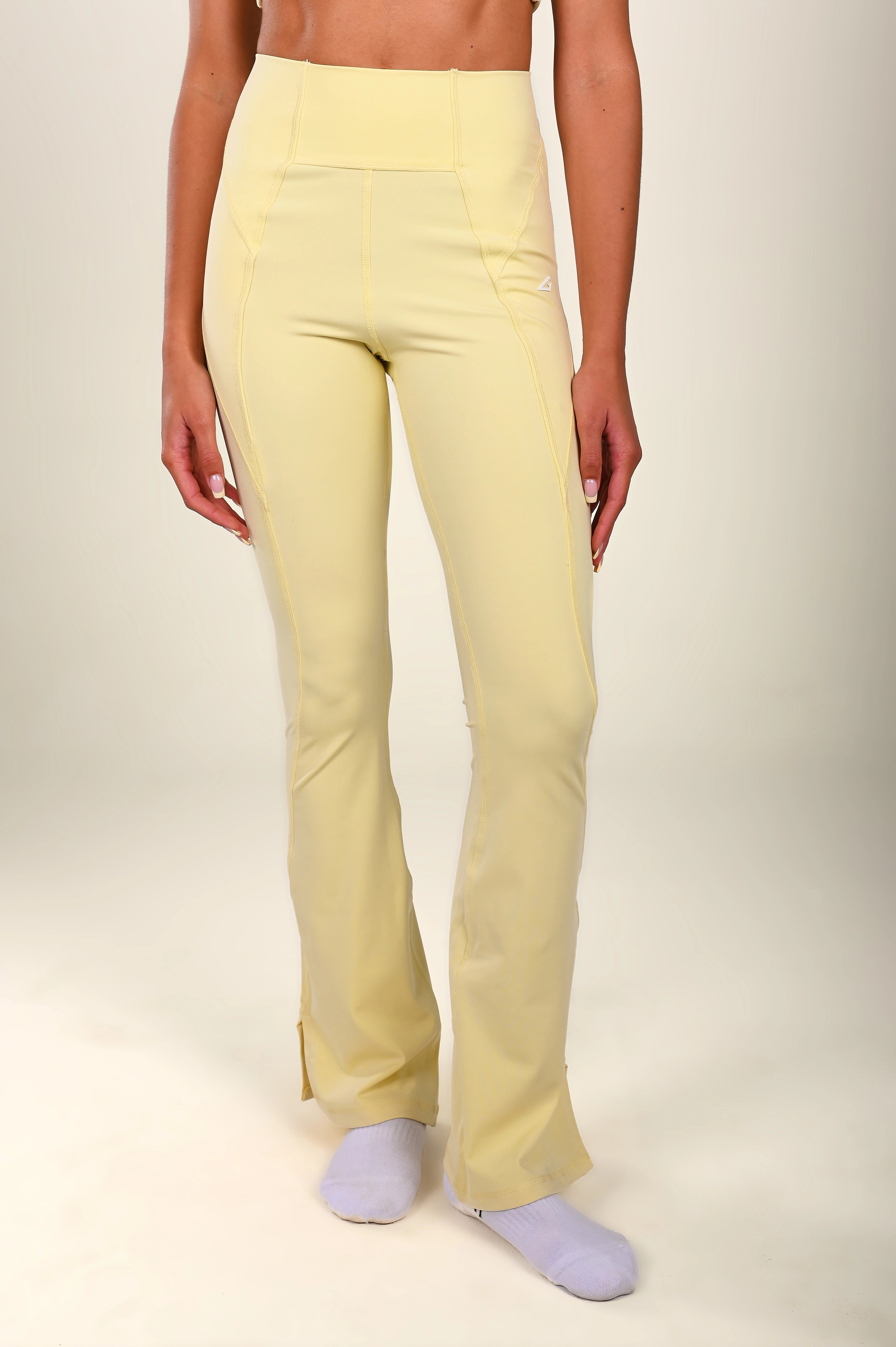 BUTTER YELLOW
