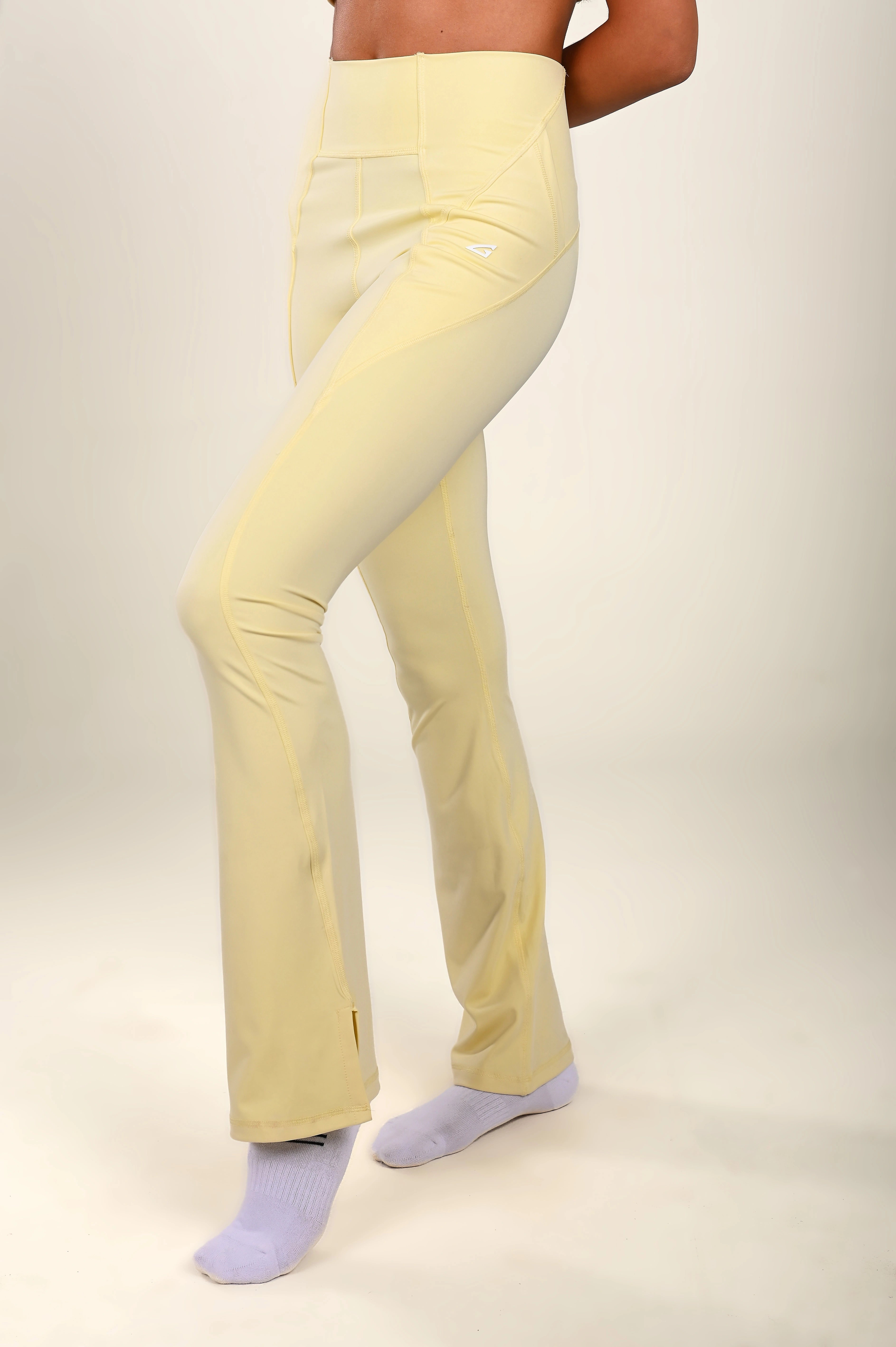 BUTTER YELLOW